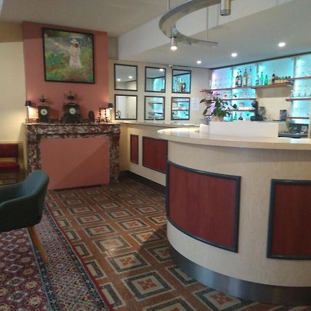 Hotel Le Normandy Beaumont-de-Lomagne Ngoại thất bức ảnh