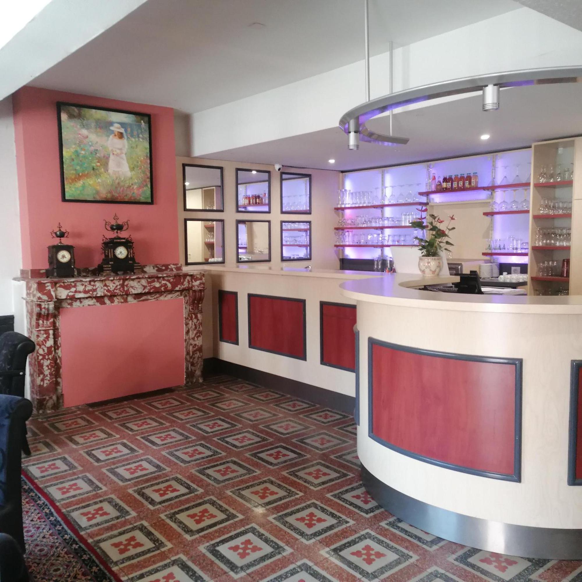 Hotel Le Normandy Beaumont-de-Lomagne Ngoại thất bức ảnh