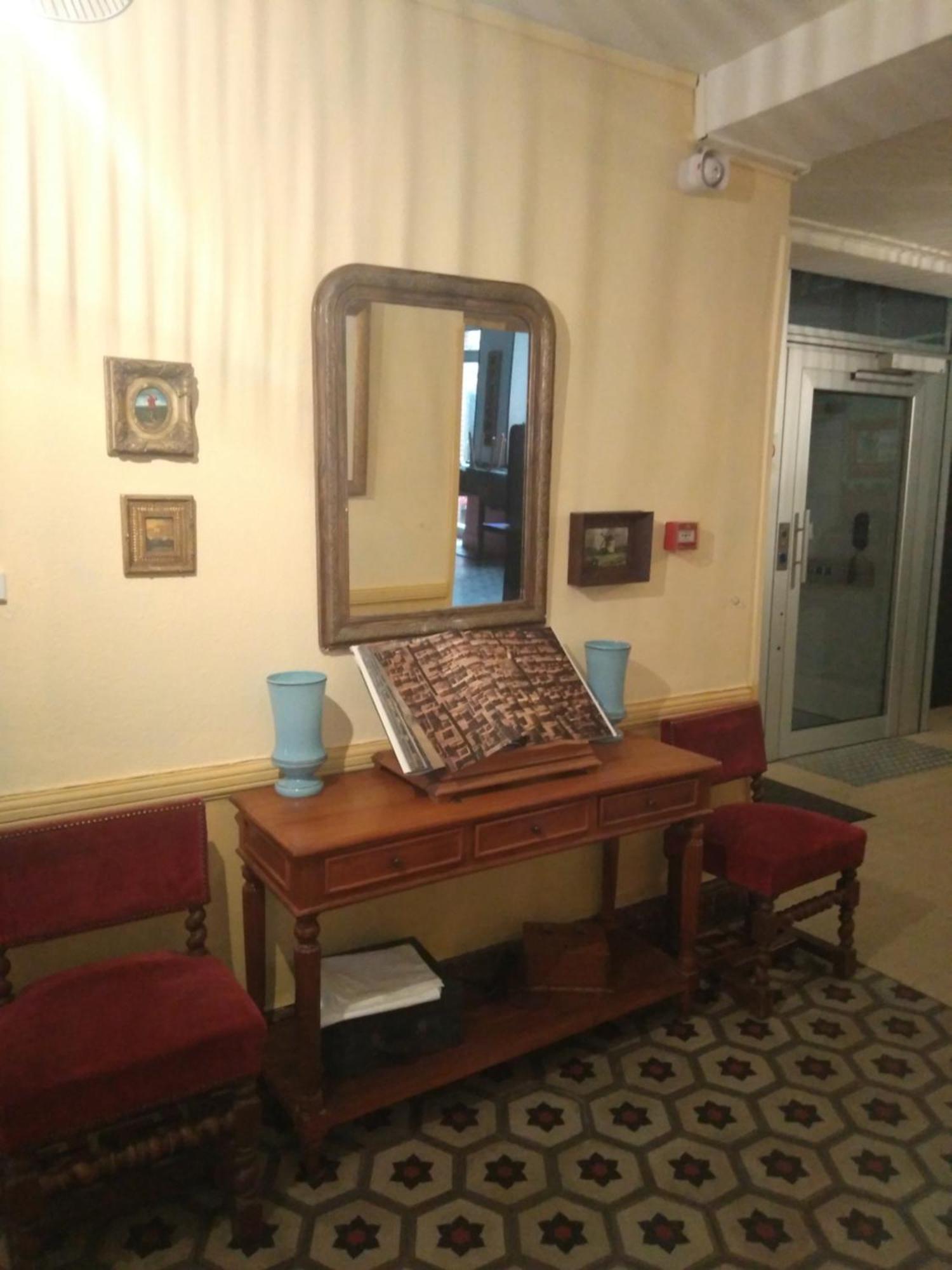 Hotel Le Normandy Beaumont-de-Lomagne Ngoại thất bức ảnh