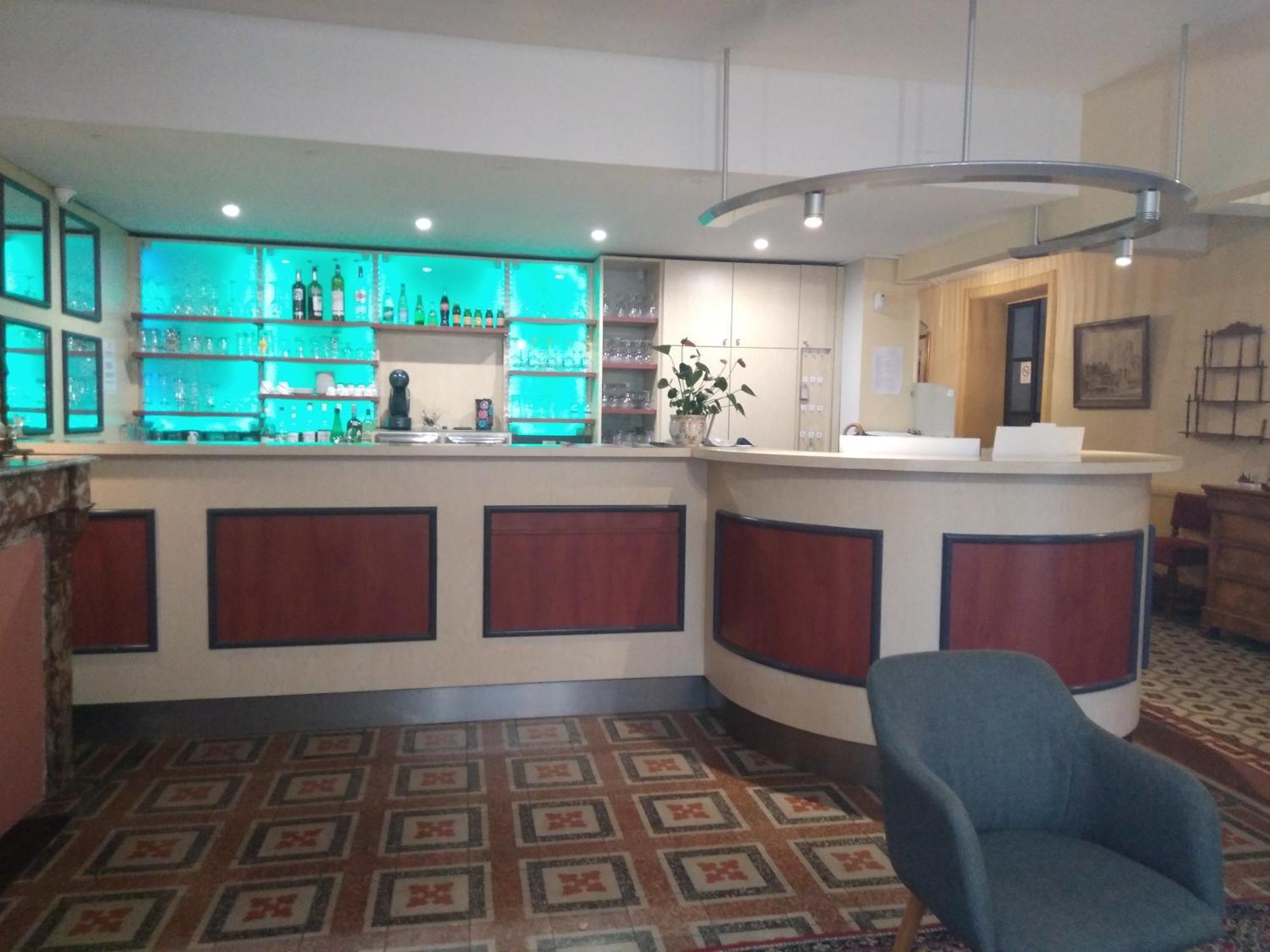 Hotel Le Normandy Beaumont-de-Lomagne Ngoại thất bức ảnh