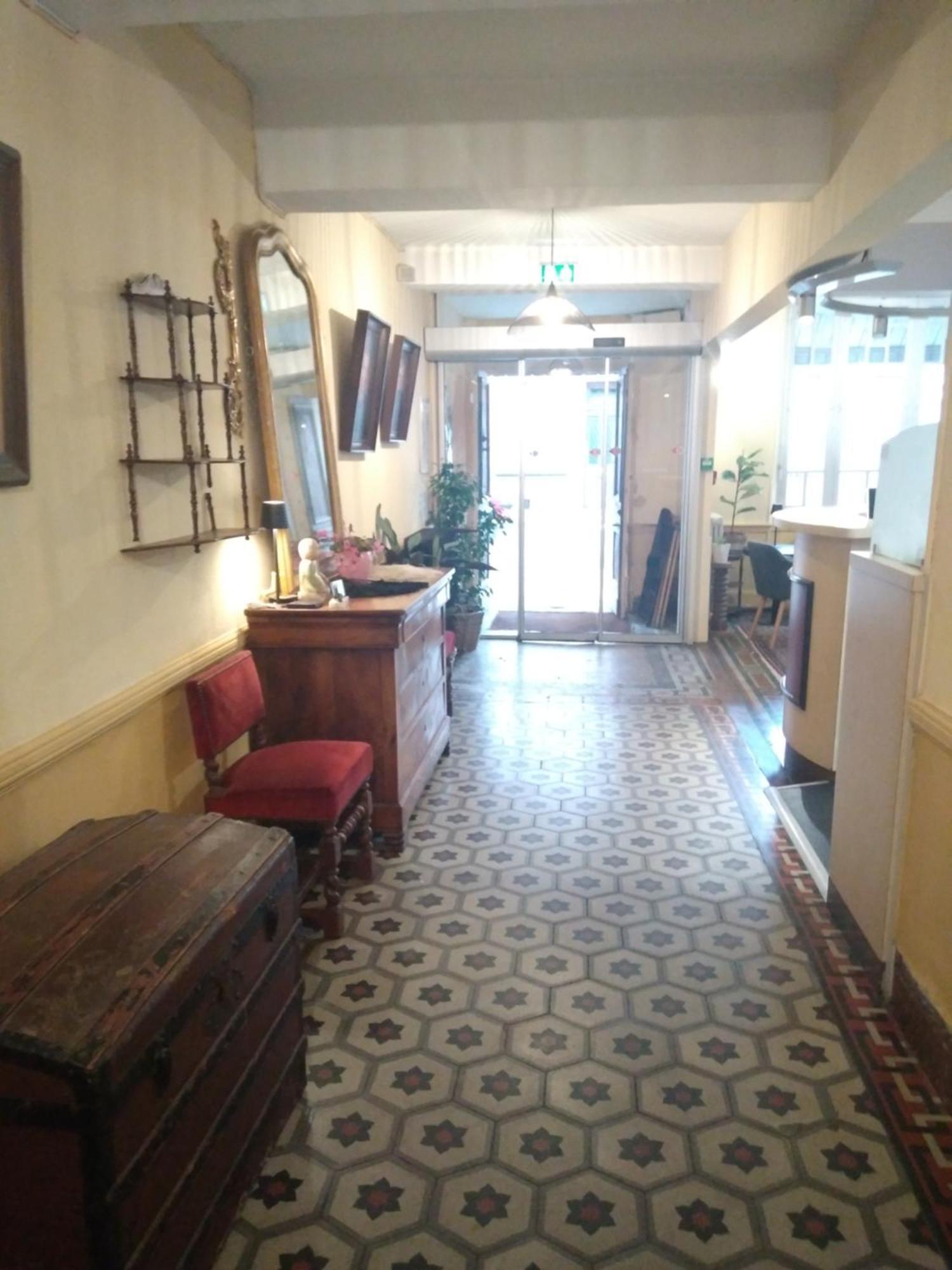 Hotel Le Normandy Beaumont-de-Lomagne Ngoại thất bức ảnh