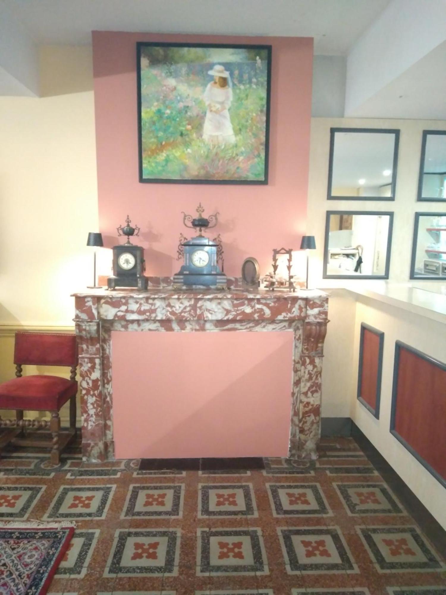 Hotel Le Normandy Beaumont-de-Lomagne Ngoại thất bức ảnh