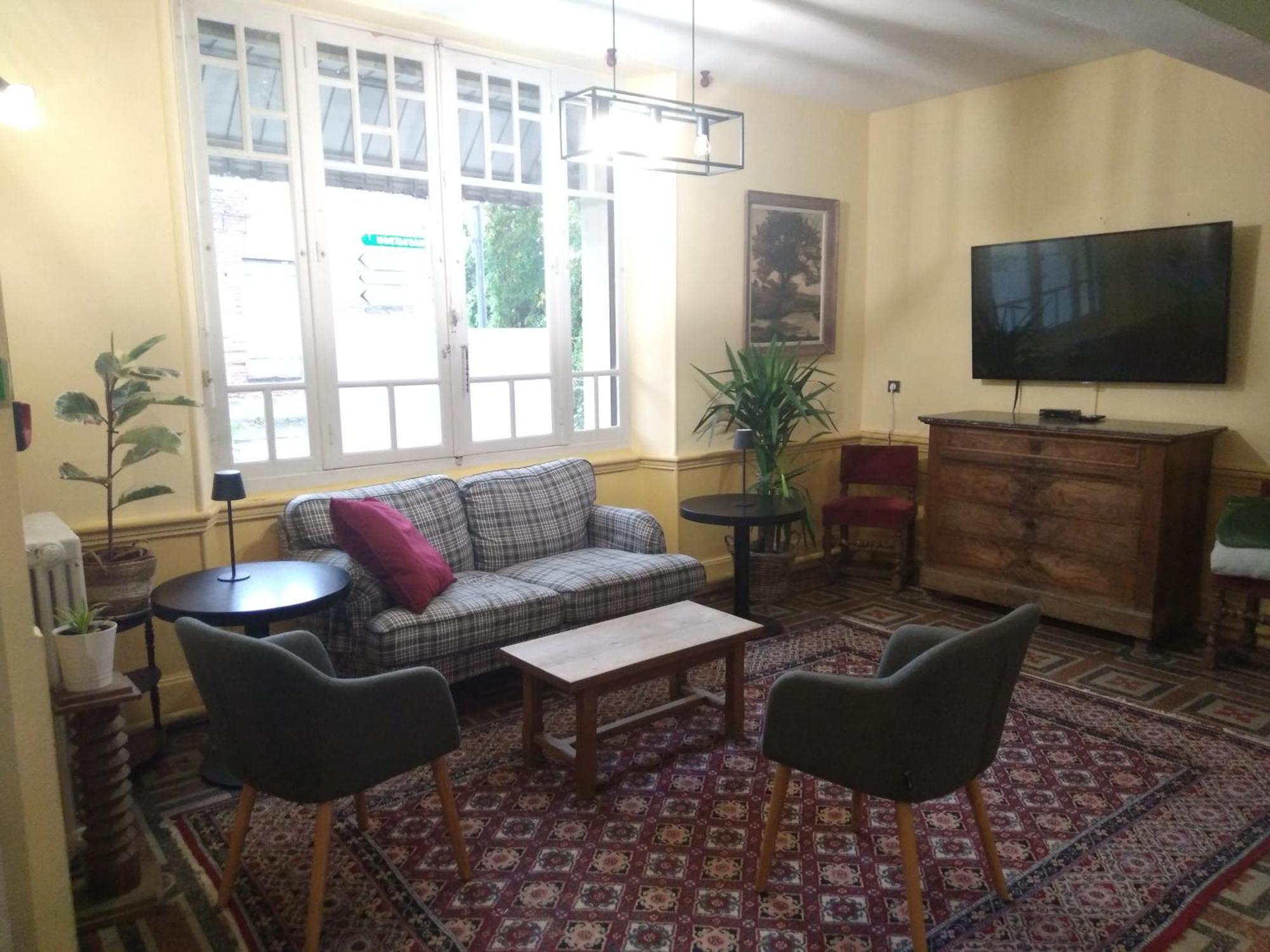 Hotel Le Normandy Beaumont-de-Lomagne Ngoại thất bức ảnh
